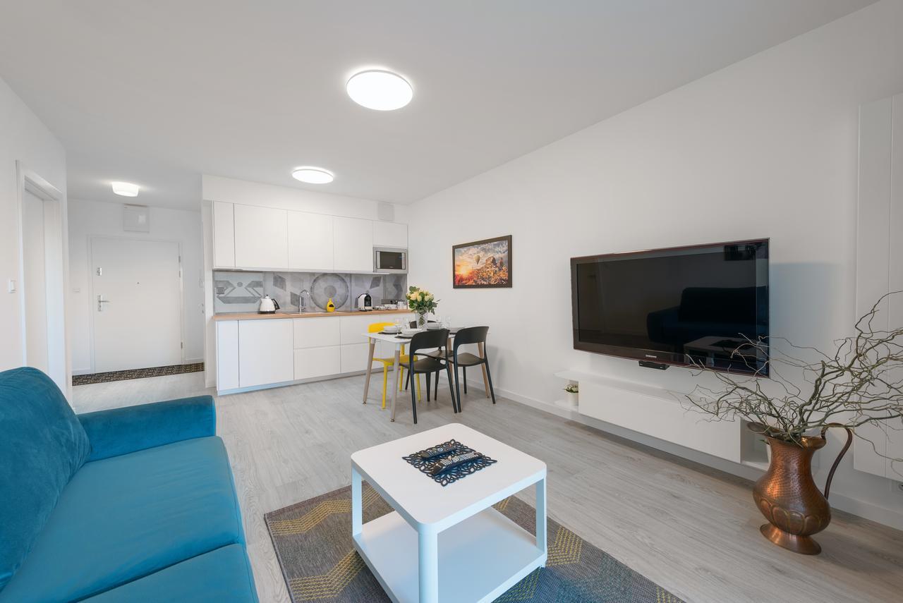 Apartamenty Benthos Towarowa Posen Exterior foto